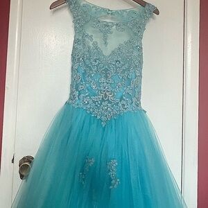 Sweet 16 blue floral dress